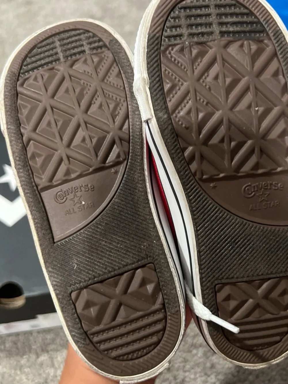 Kids Red Converse - Low